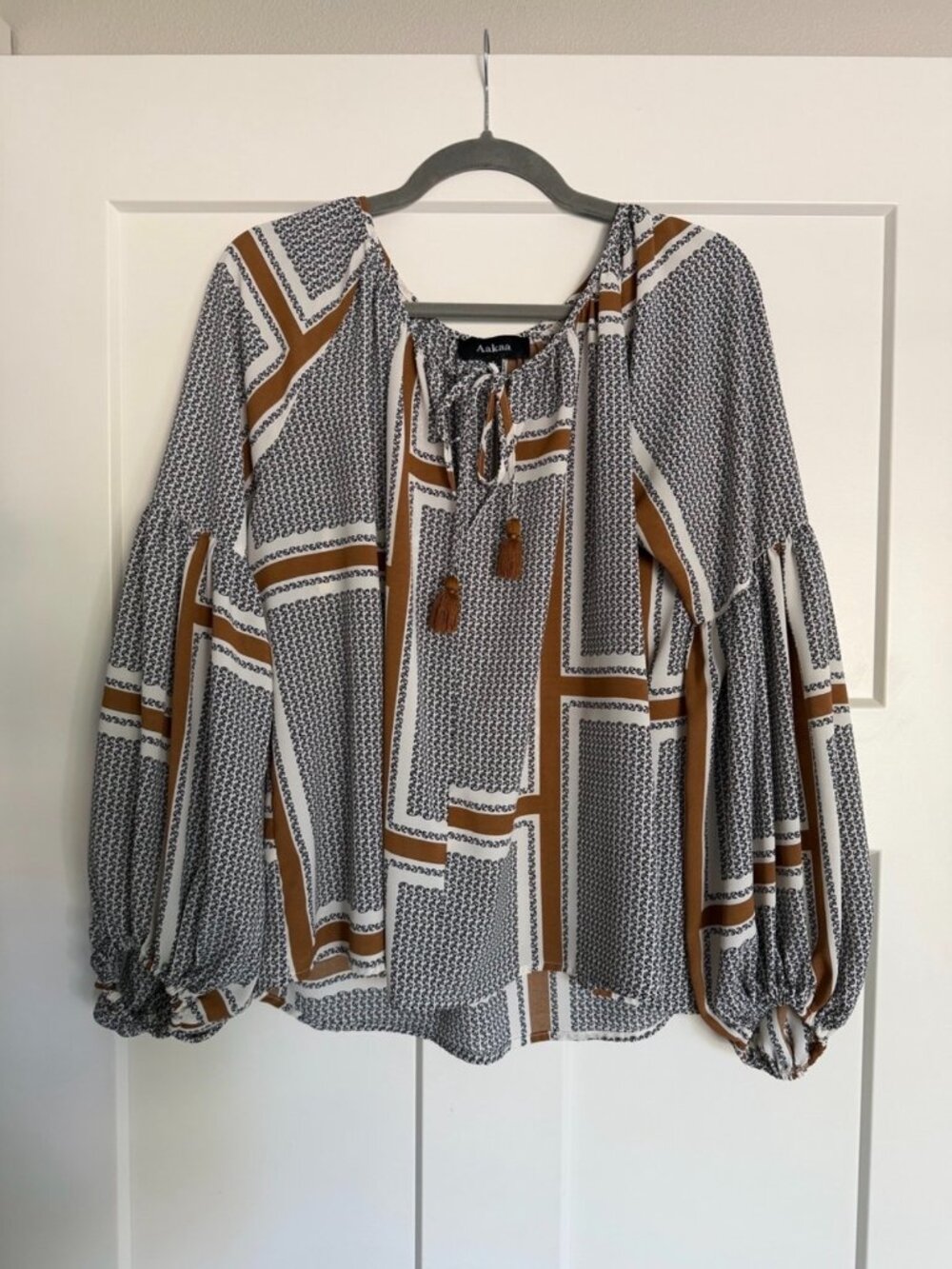 Vici Retro-Tie Blouse